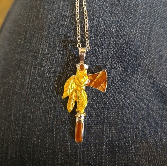 New Native American Indian Indigenous Style Axe Tomahawk Necklace - Picture 4 of 4